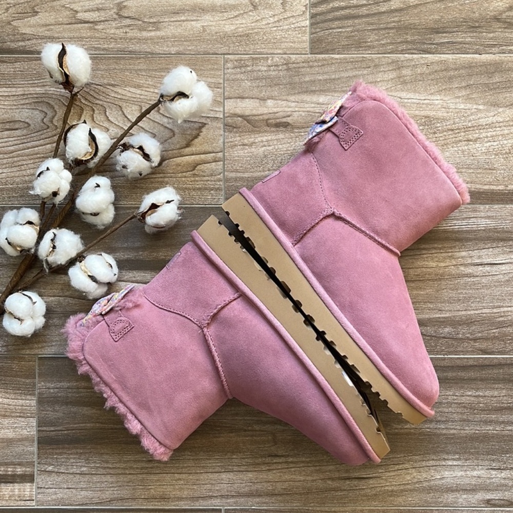 🌿UGG🌿MINI BAILEY BOW SPLATTER BOOTS - Picture 4 of 16